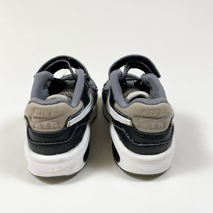Nike grey toddler sneakers 22