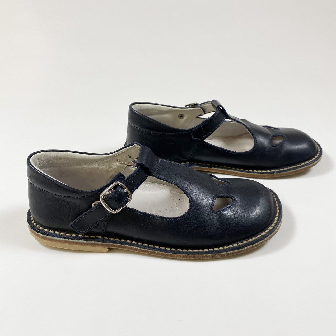 Mobi Dick navy leather sandals 32