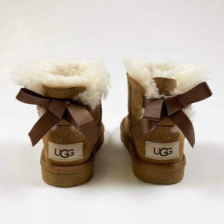 UGG mini bailey bow II chestnut boot 23.5