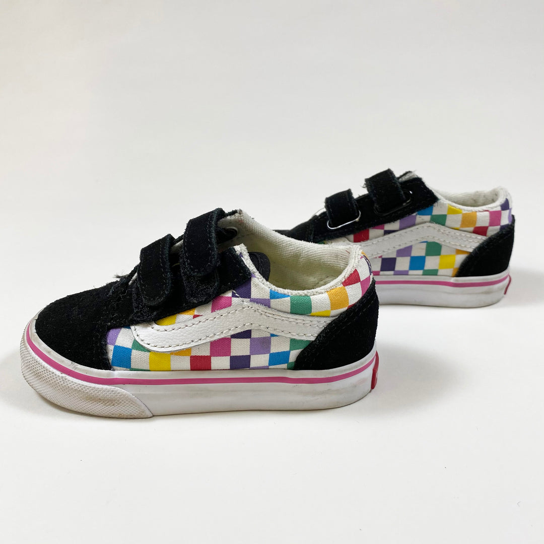 Vans bunte Karo-Sneaker mit schwarzem Wildleder-Detail 6